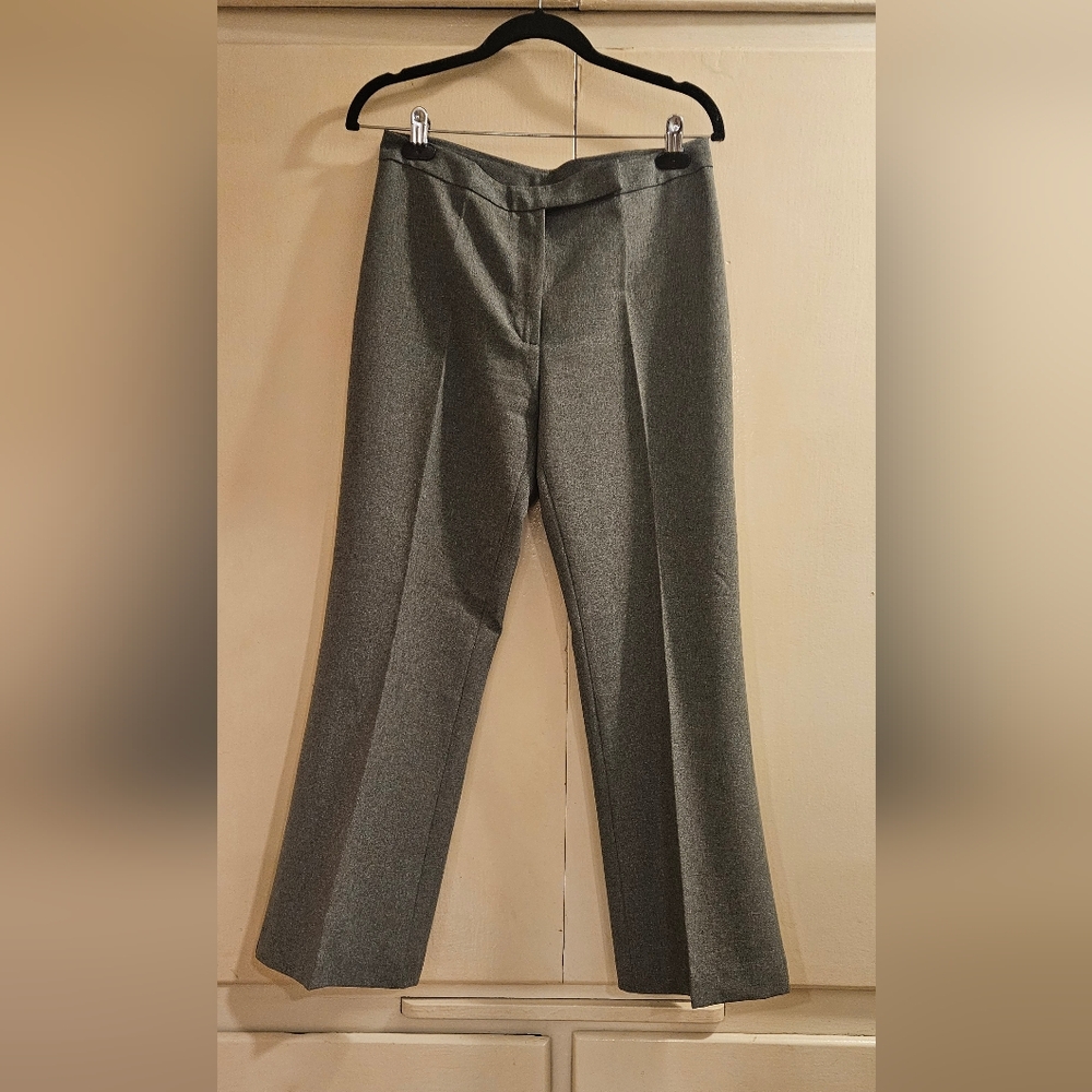 United Colors of Benetton Gray Dress Pants – Women’s EU 44 (US 12) – Comfort Fit